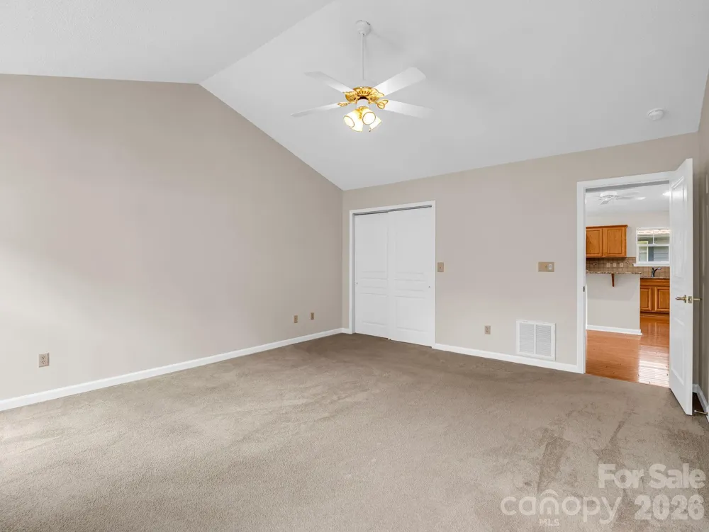 51 Barn Owl Way Hendersonville, NC 28792