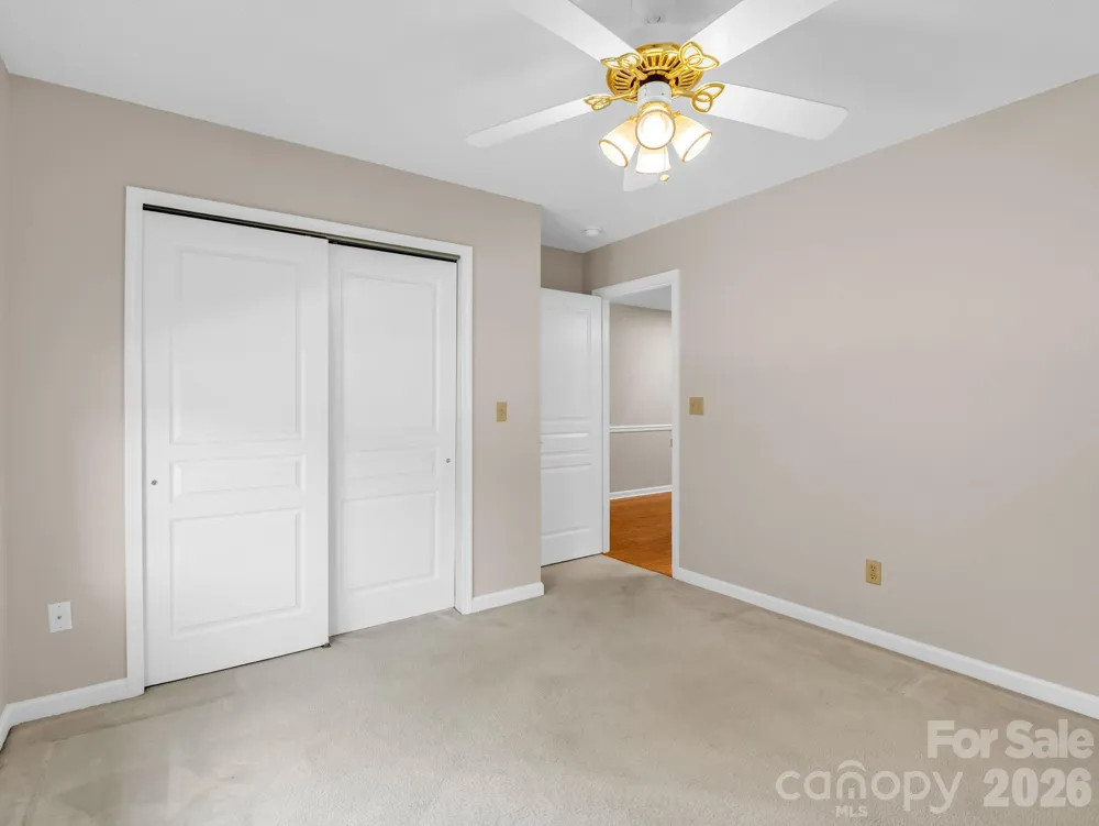 51 Barn Owl Way Hendersonville, NC 28792