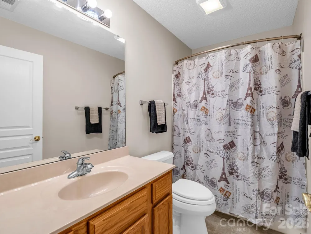 51 Barn Owl Way Hendersonville, NC 28792