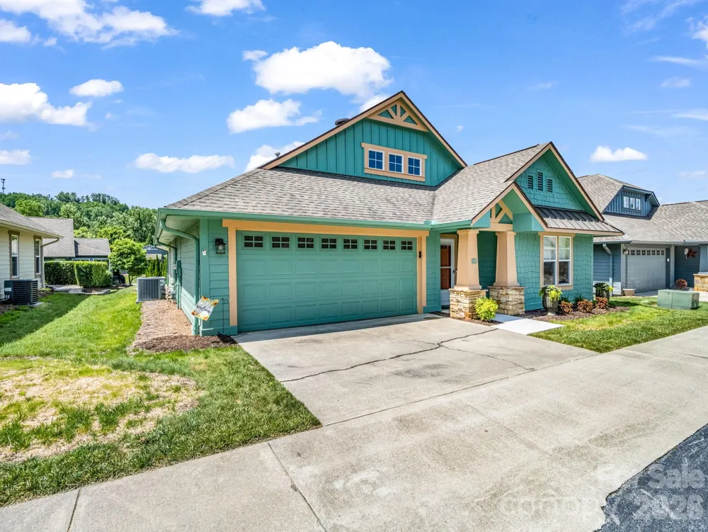 51 Barn Owl Way Hendersonville, NC 28792