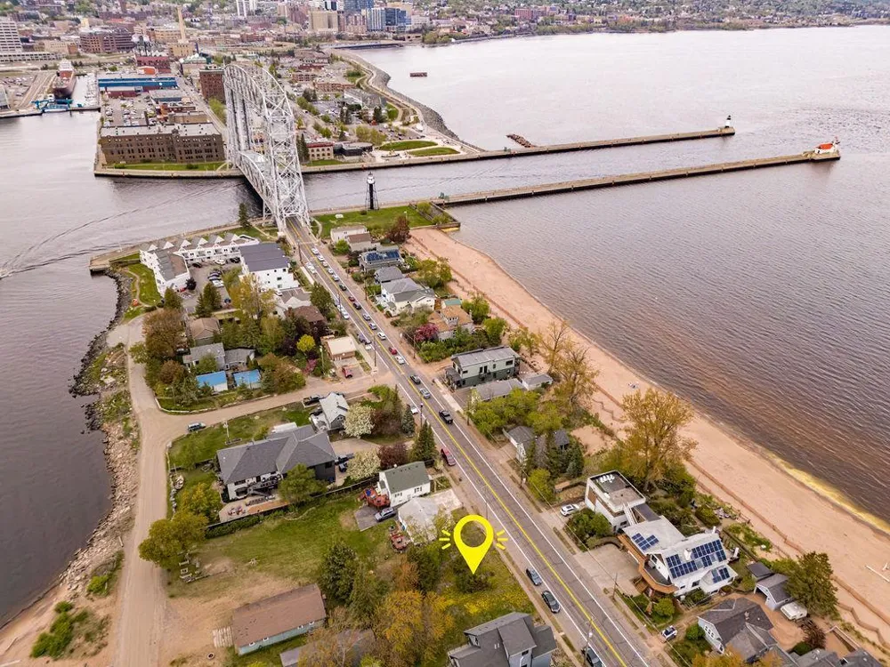 8XX S Lake Avenue Duluth, MN 55802