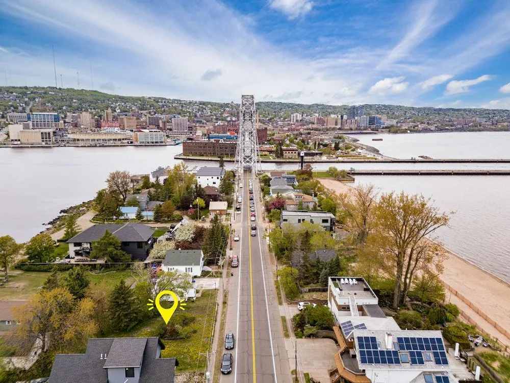 8XX S Lake Avenue Duluth, MN 55802