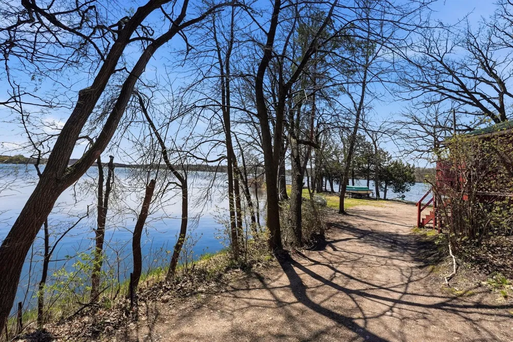 20927 Big Lake Road Richmond, MN 56368