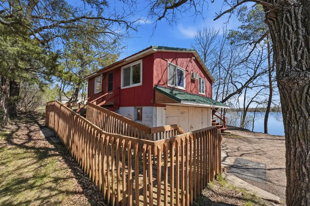 20927 Big Lake Road Richmond, MN 56368