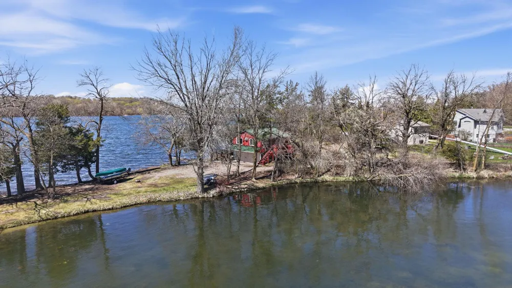 20927 Big Lake Road Richmond, MN 56368