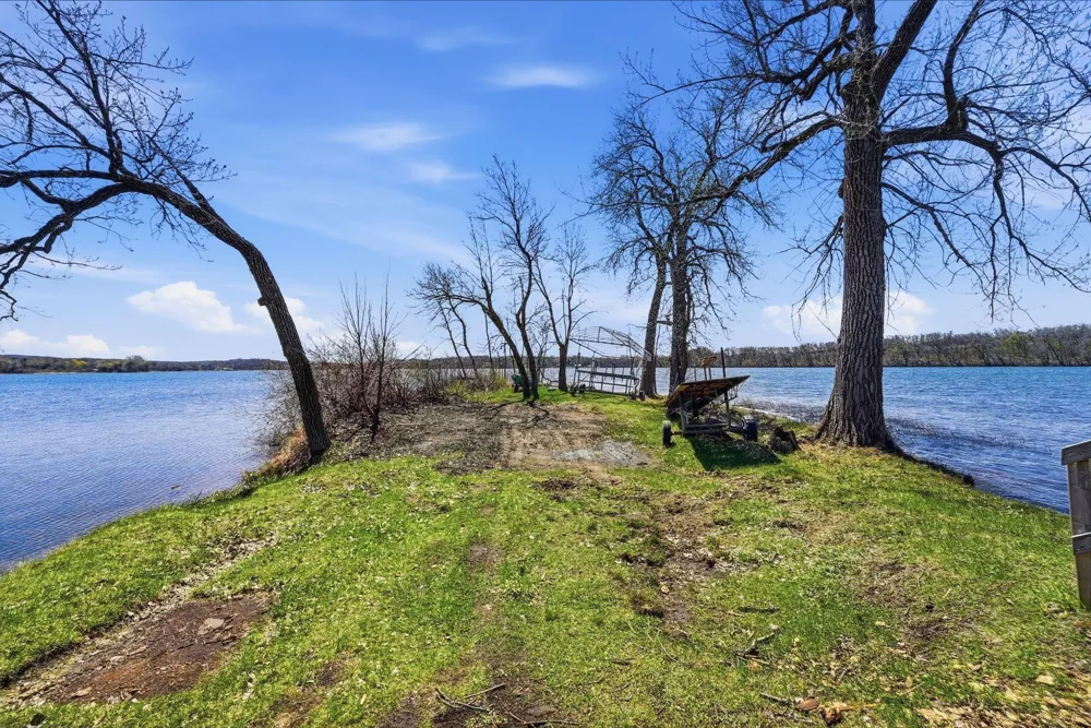 20927 Big Lake Road Richmond, MN 56368