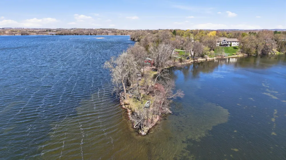 20927 Big Lake Road Richmond, MN 56368