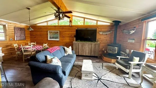 16401 Cottage Hill Road Deerwood, MN 56444