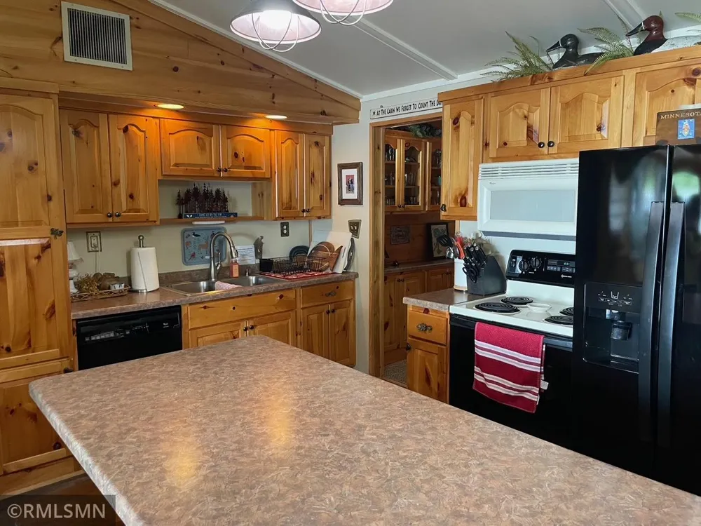 16401 Cottage Hill Road Deerwood, MN 56444