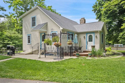 73 Lake Ellis Road