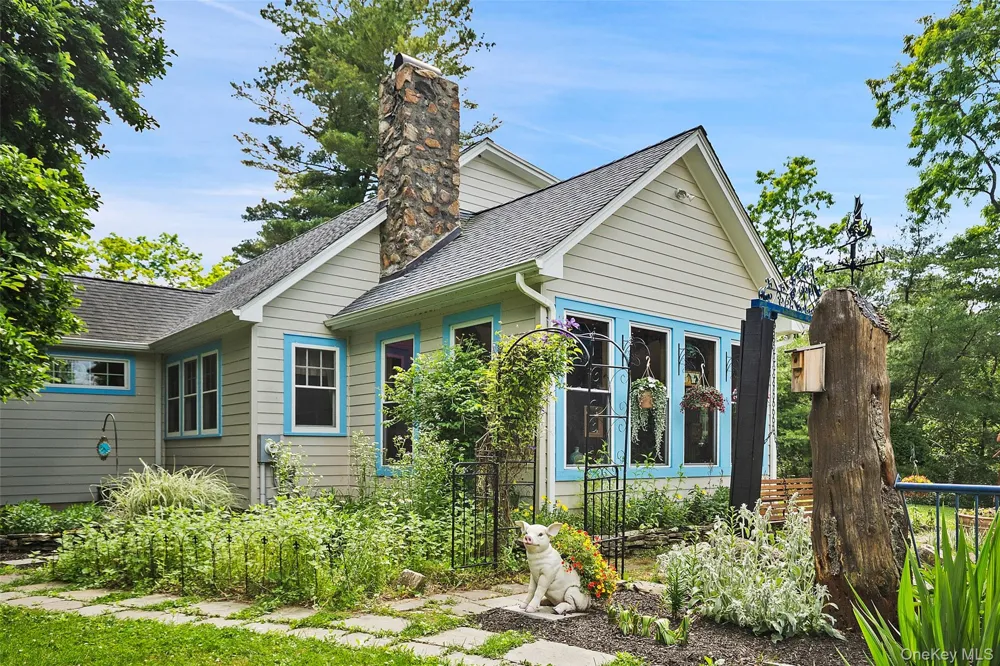 73 Lake Ellis Road Wingdale, NY 12594