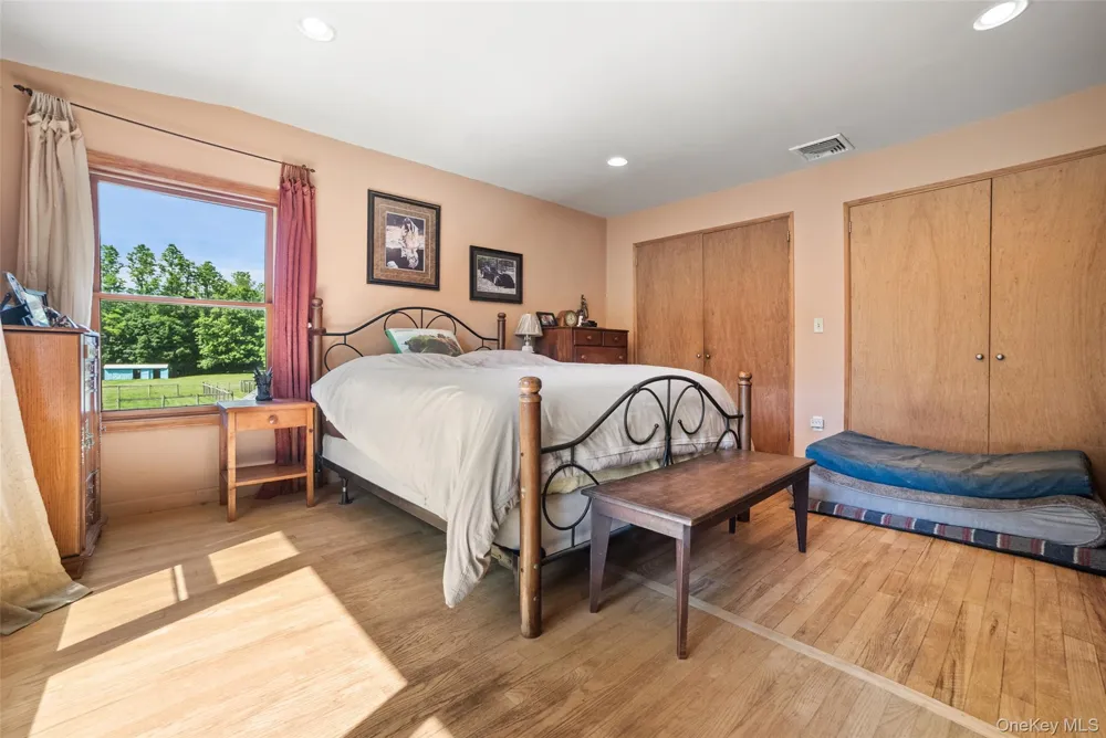 73 Lake Ellis Road Wingdale, NY 12594