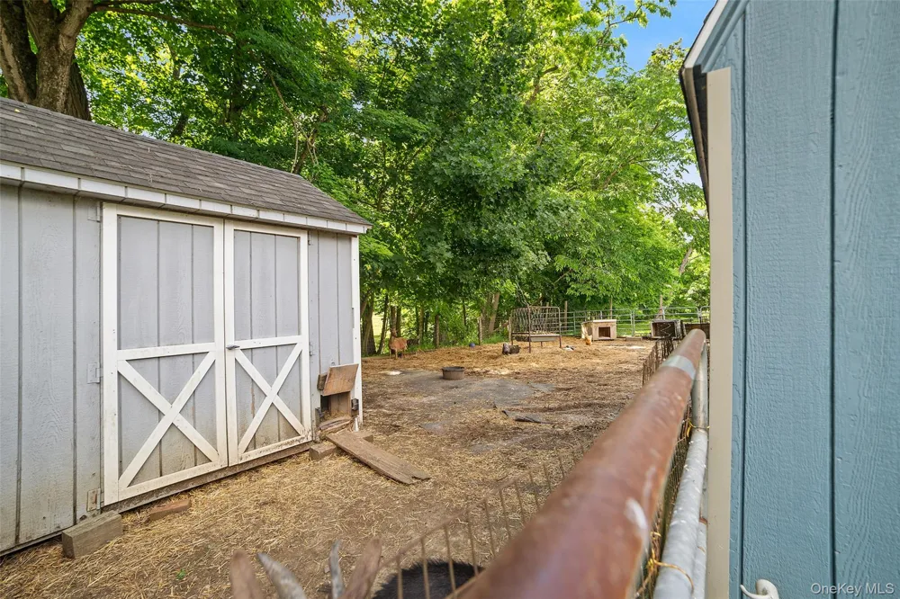73 Lake Ellis Road Wingdale, NY 12594