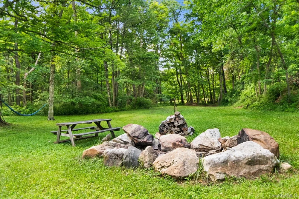 73 Lake Ellis Road Wingdale, NY 12594
