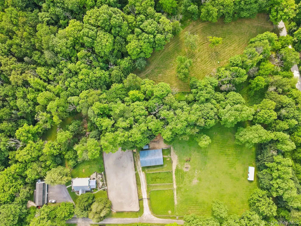 73 Lake Ellis Road Wingdale, NY 12594