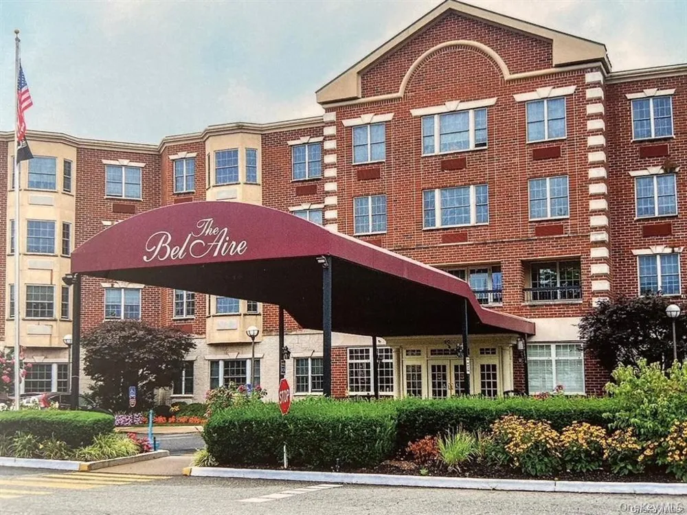 50 Merrick Avenue #415 East Meadow, NY 11554