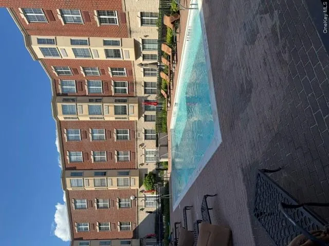 50 Merrick Avenue #415 East Meadow, NY 11554