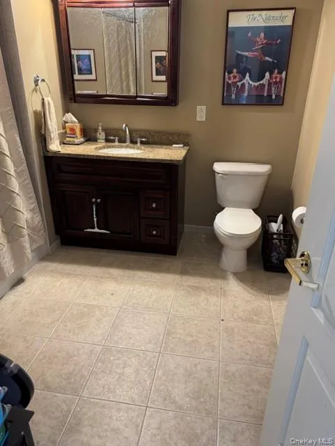 50 Merrick Avenue #415 East Meadow, NY 11554