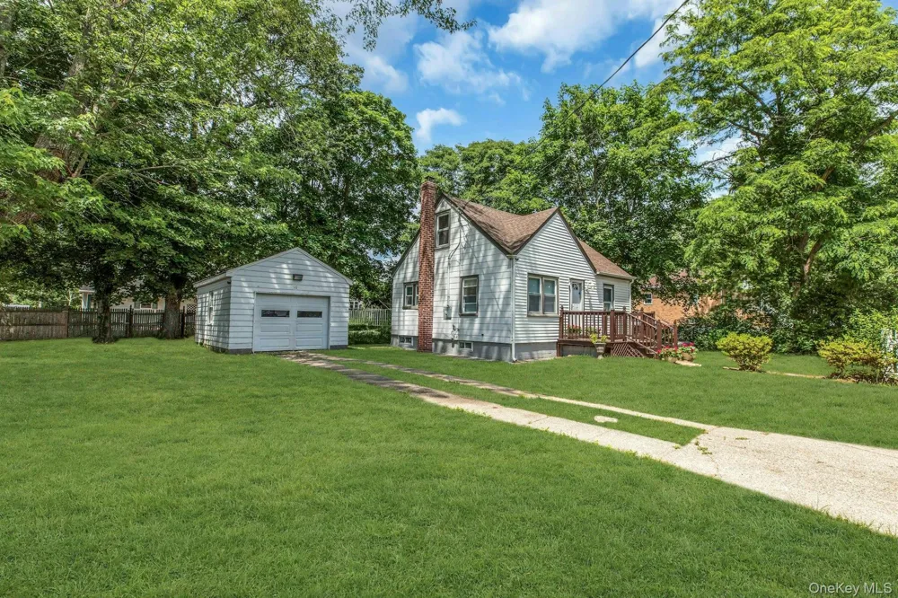 96 Washington Drive Mastic Beach, NY 11951
