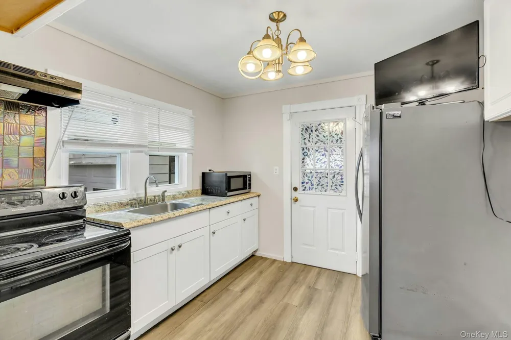 96 Washington Drive Mastic Beach, NY 11951