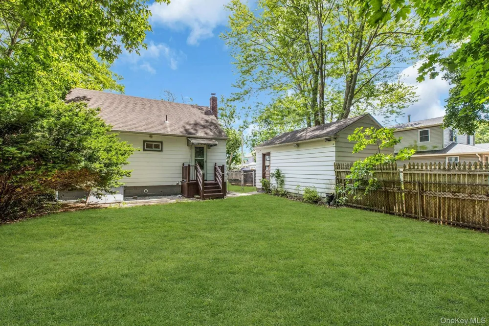 96 Washington Drive Mastic Beach, NY 11951