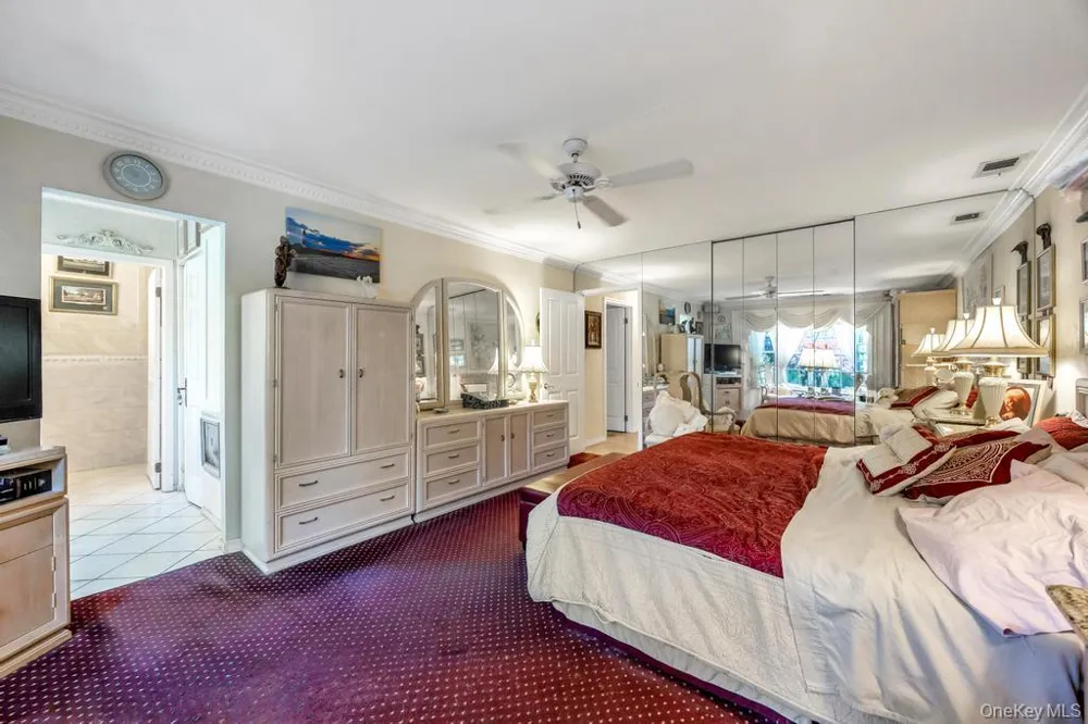 202 Captains Way Bay Shore, NY 11706