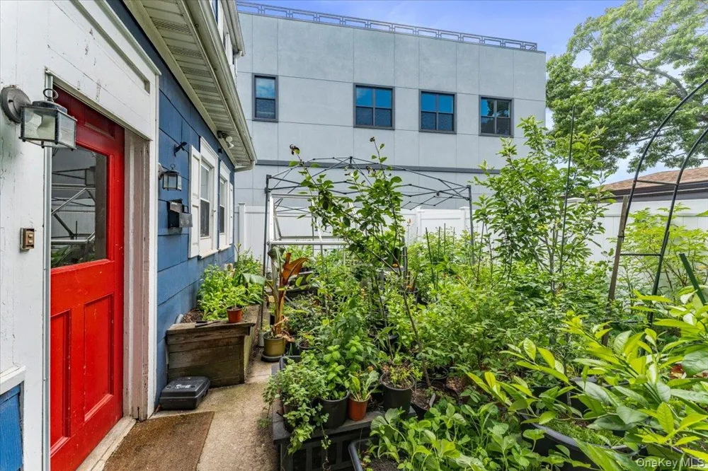 227 Rockaway Turnpike Lawrence, NY 11559