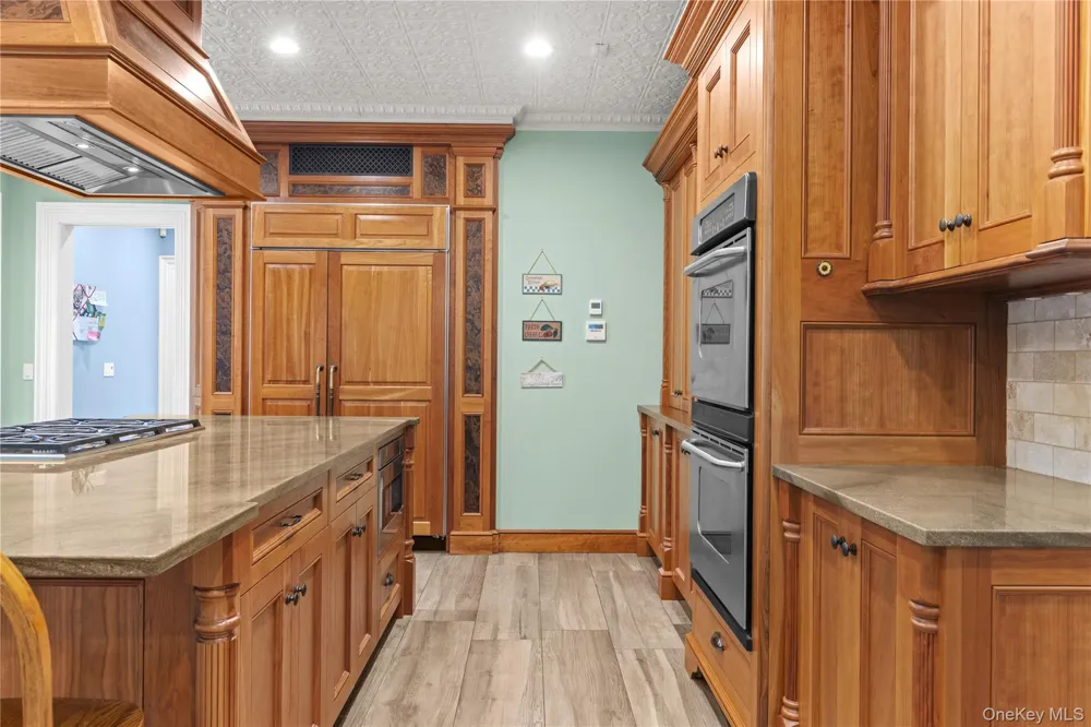 490 Wading River Road Manorville, NY 11949