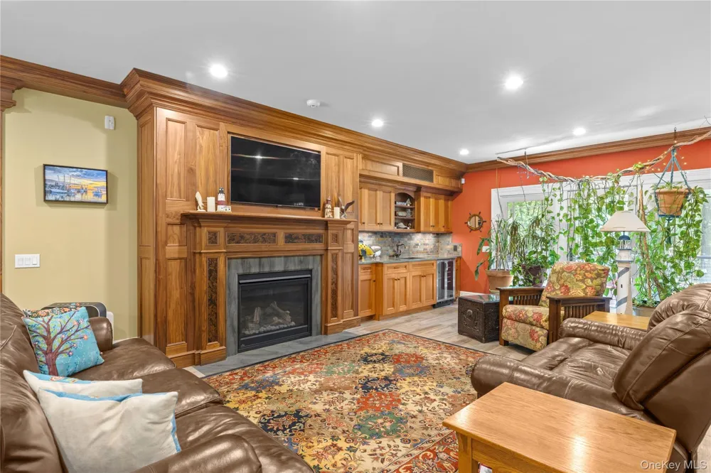 490 Wading River Road Manorville, NY 11949
