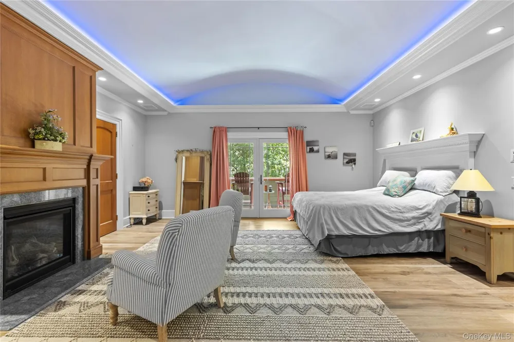 490 Wading River Road Manorville, NY 11949