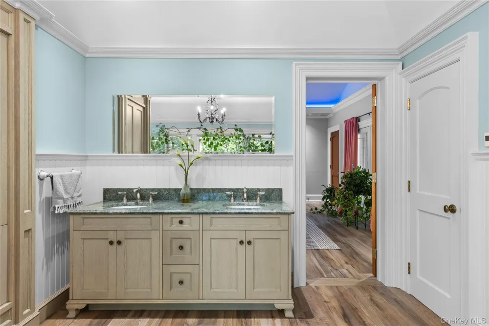 490 Wading River Road Manorville, NY 11949