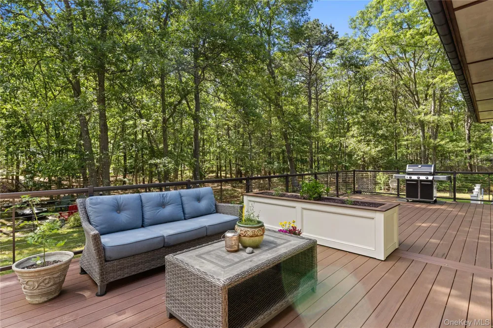 490 Wading River Road Manorville, NY 11949