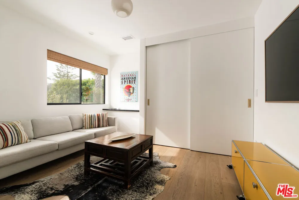 1144 Portesuello Avenue Santa Barbara, CA 93105