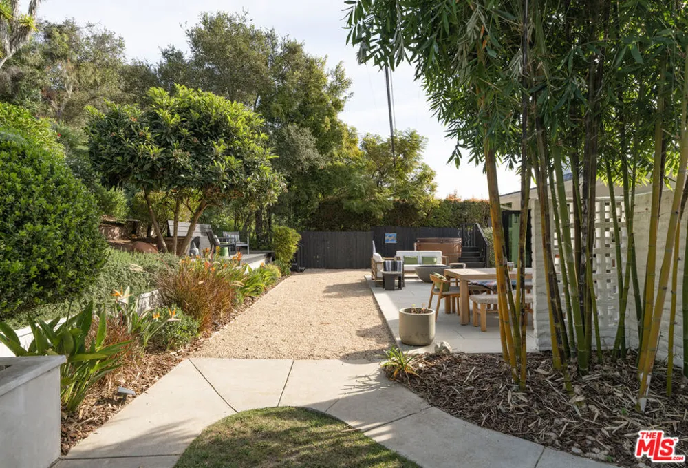 1144 Portesuello Avenue Santa Barbara, CA 93105