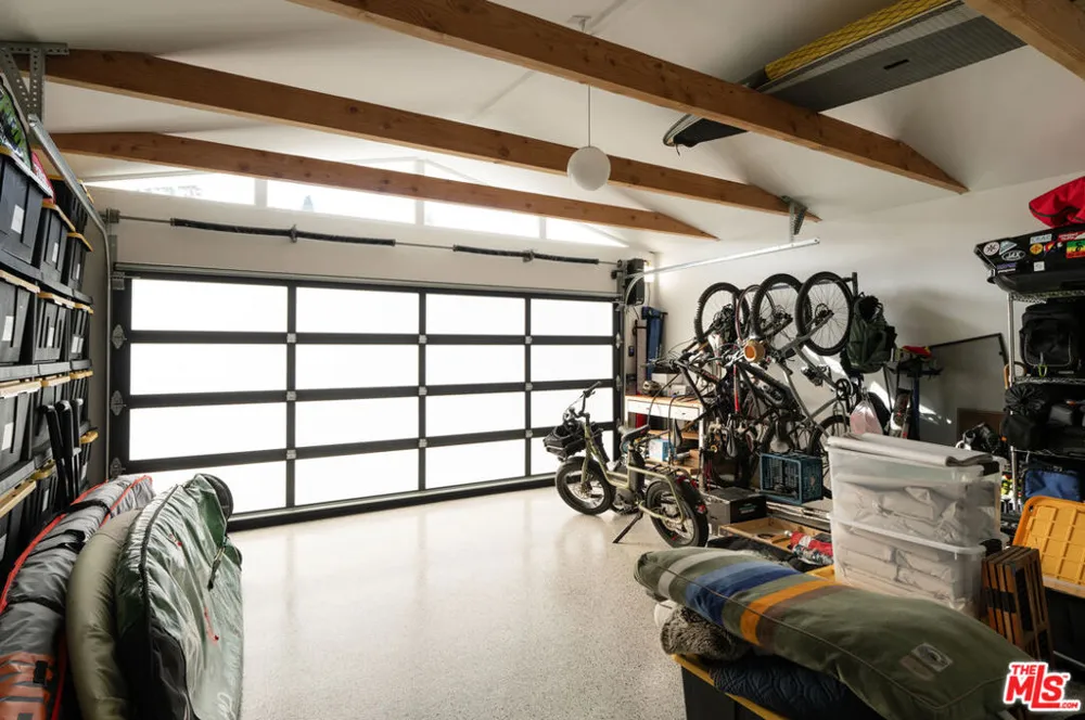 1144 Portesuello Avenue Santa Barbara, CA 93105