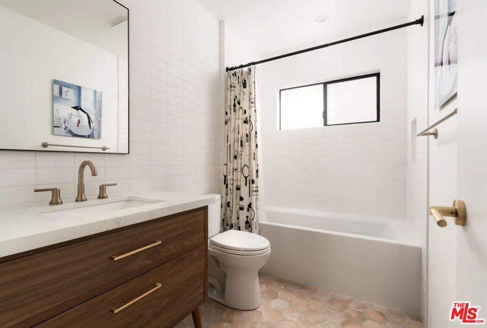 1144 Portesuello Avenue Santa Barbara, CA 93105