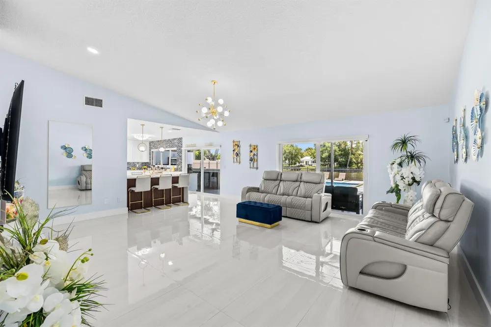 1821 Carissa Road Lake Clarke Shores, FL 33406