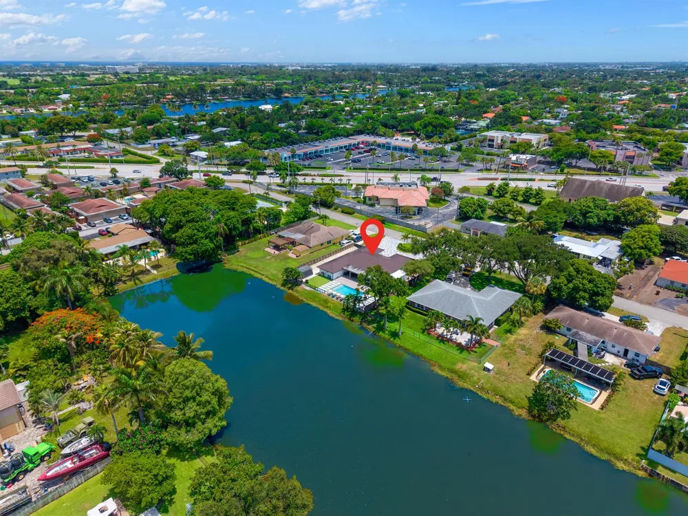 1821 Carissa Road Lake Clarke Shores, FL 33406