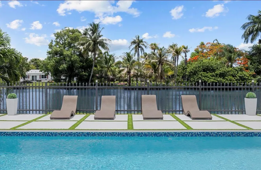 1821 Carissa Road Lake Clarke Shores, FL 33406