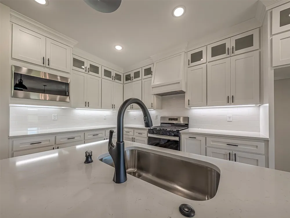 207 Sides Boulevard Bullard, TX 75757