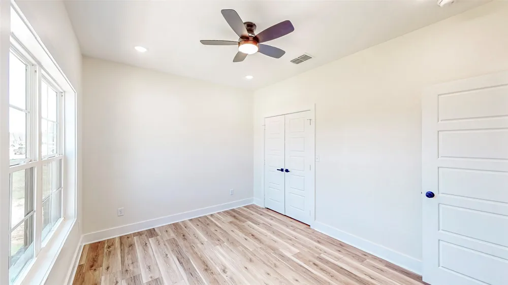 207 Sides Boulevard Bullard, TX 75757