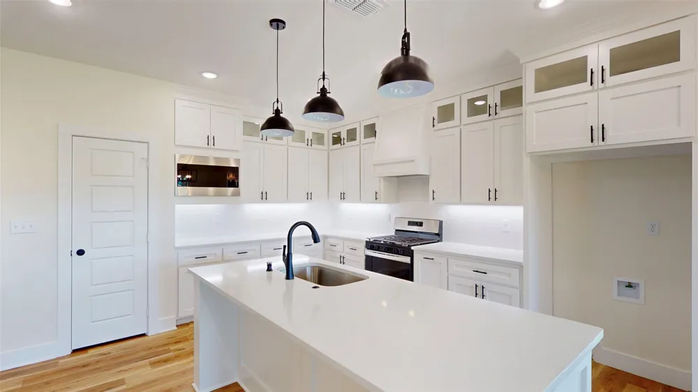 207 Sides Boulevard Bullard, TX 75757