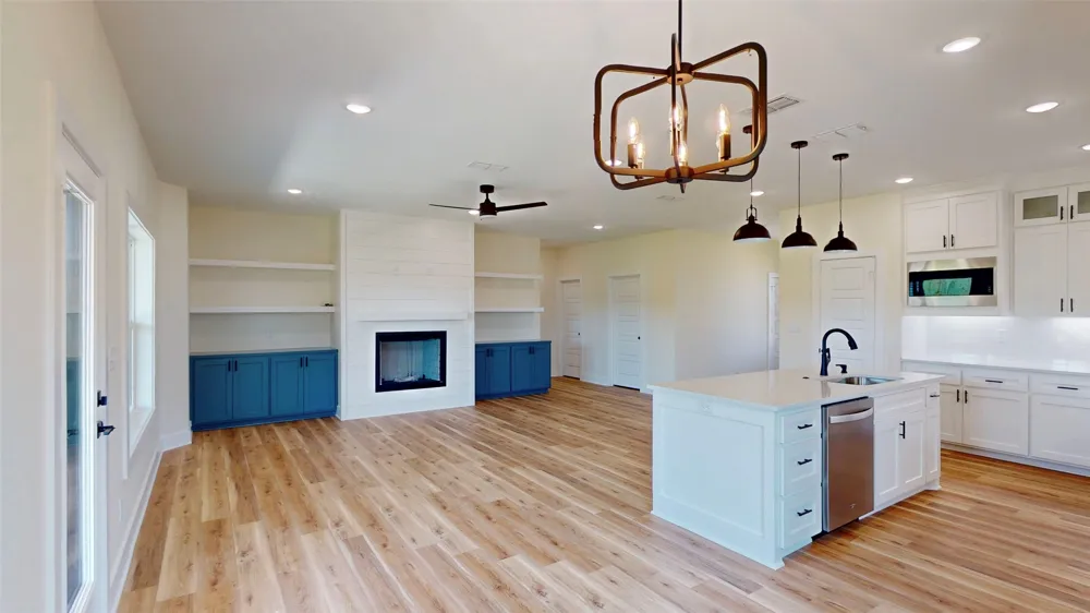 207 Sides Boulevard Bullard, TX 75757