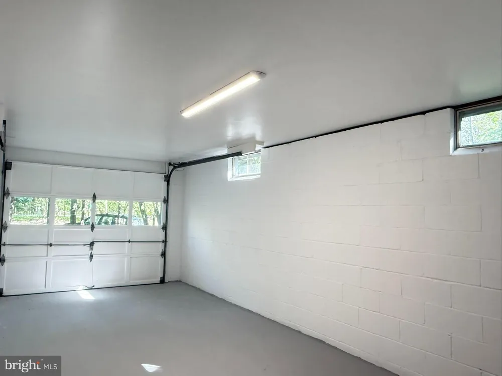 117 CLIFTON DR Bushkill, PA 18324