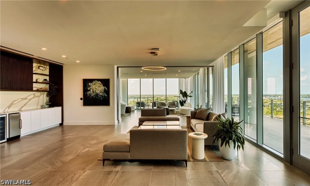 Mayfair Street #PH11 Naples, FL 34104
