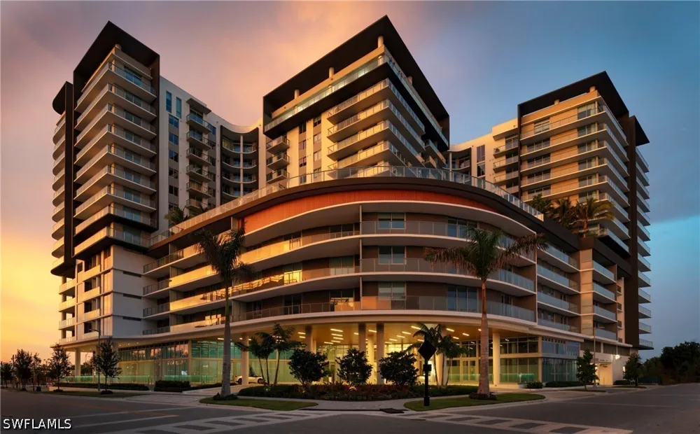 Mayfair Street #PH11 Naples, FL 34104