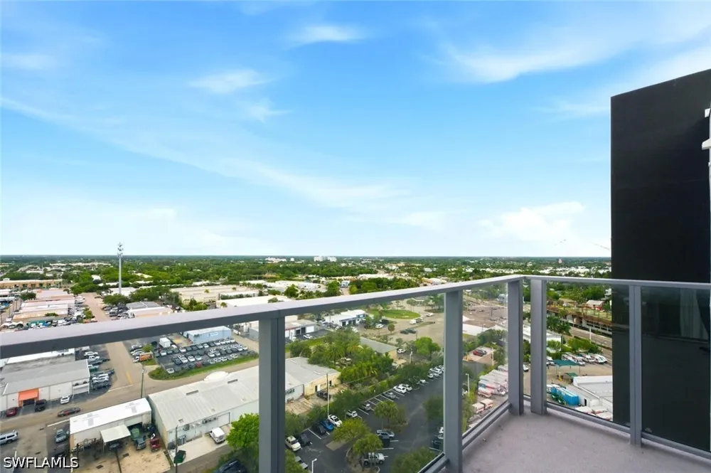 Mayfair Street #PH11 Naples, FL 34104
