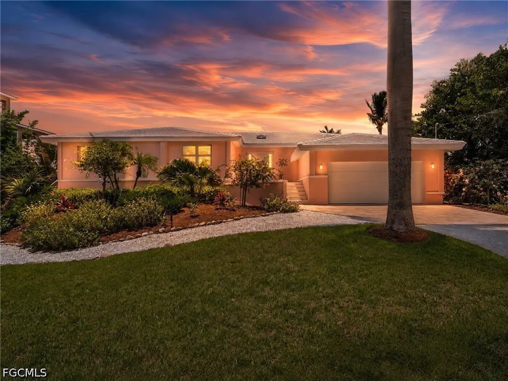 Waters Edge Lane Sanibel, FL 33957