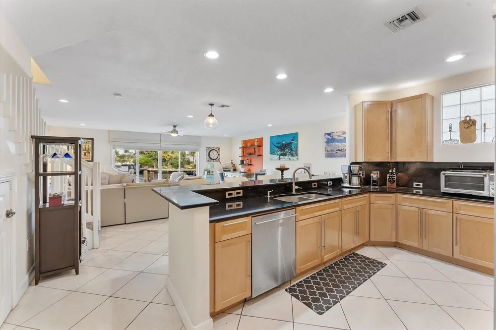 1351 SE 3rd Avenue Pompano Beach, FL 33060