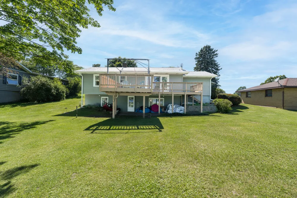 2937 Loehrs Landing Drive Hastings, MI 49058